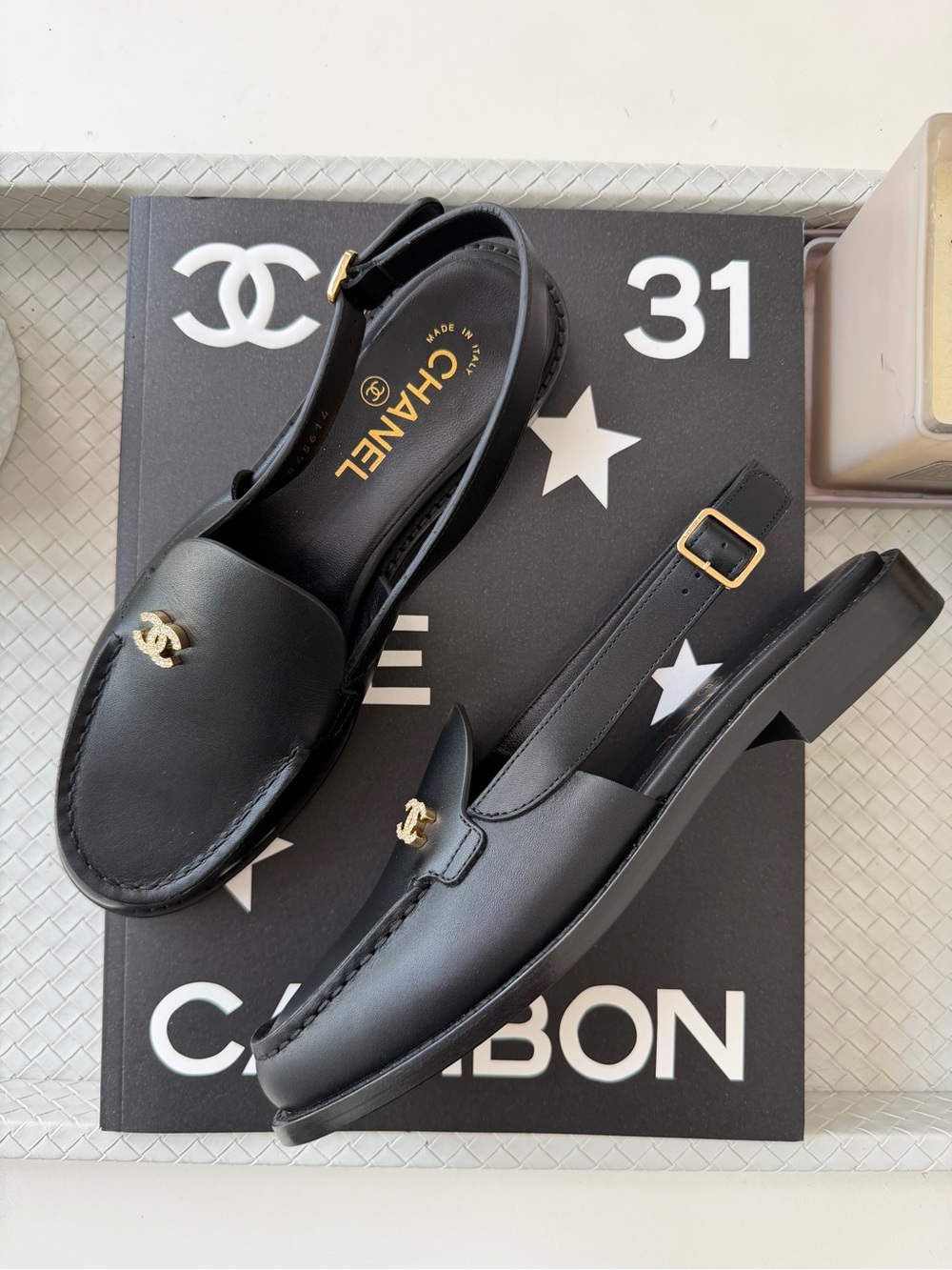 Chanel Metiers D’art 26 Strass CC Logo Black Leather Slingback Loafers Flats - Picture 5 of 14